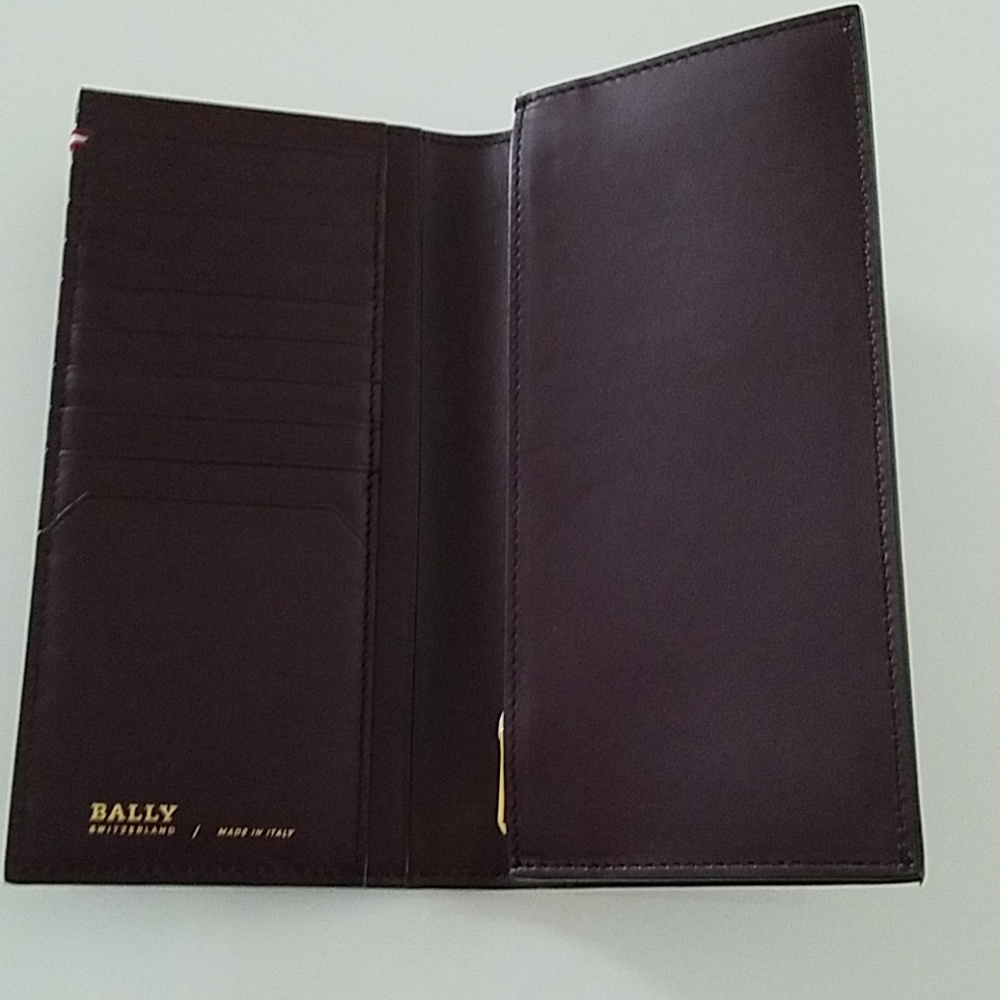 Wallet - Picture 3 of 4